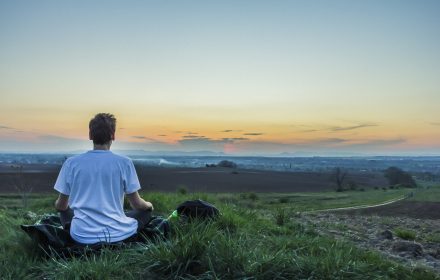 sitting in nature, tips to combat stress